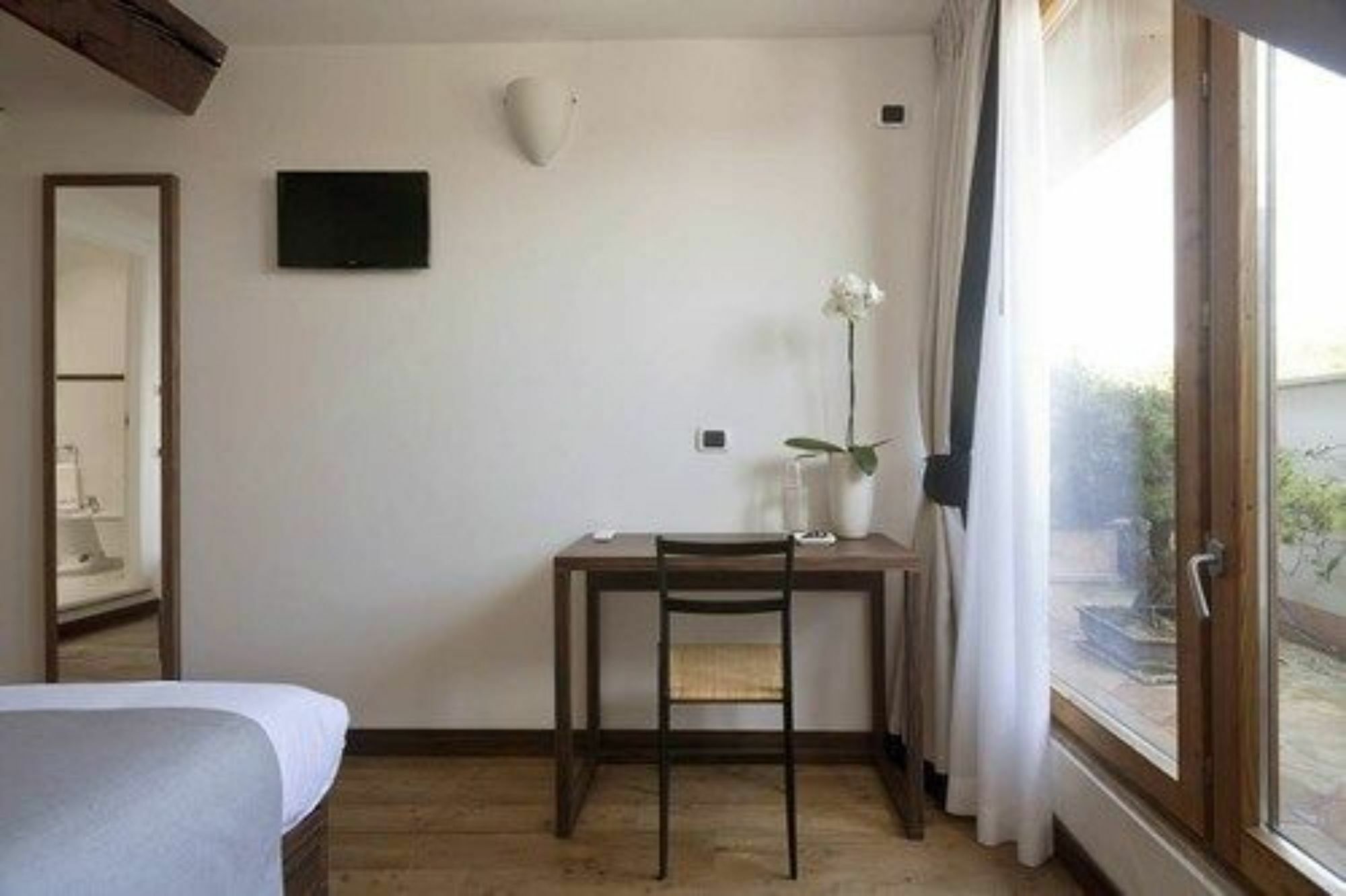 Hotel My Bed Mailand Exterior foto