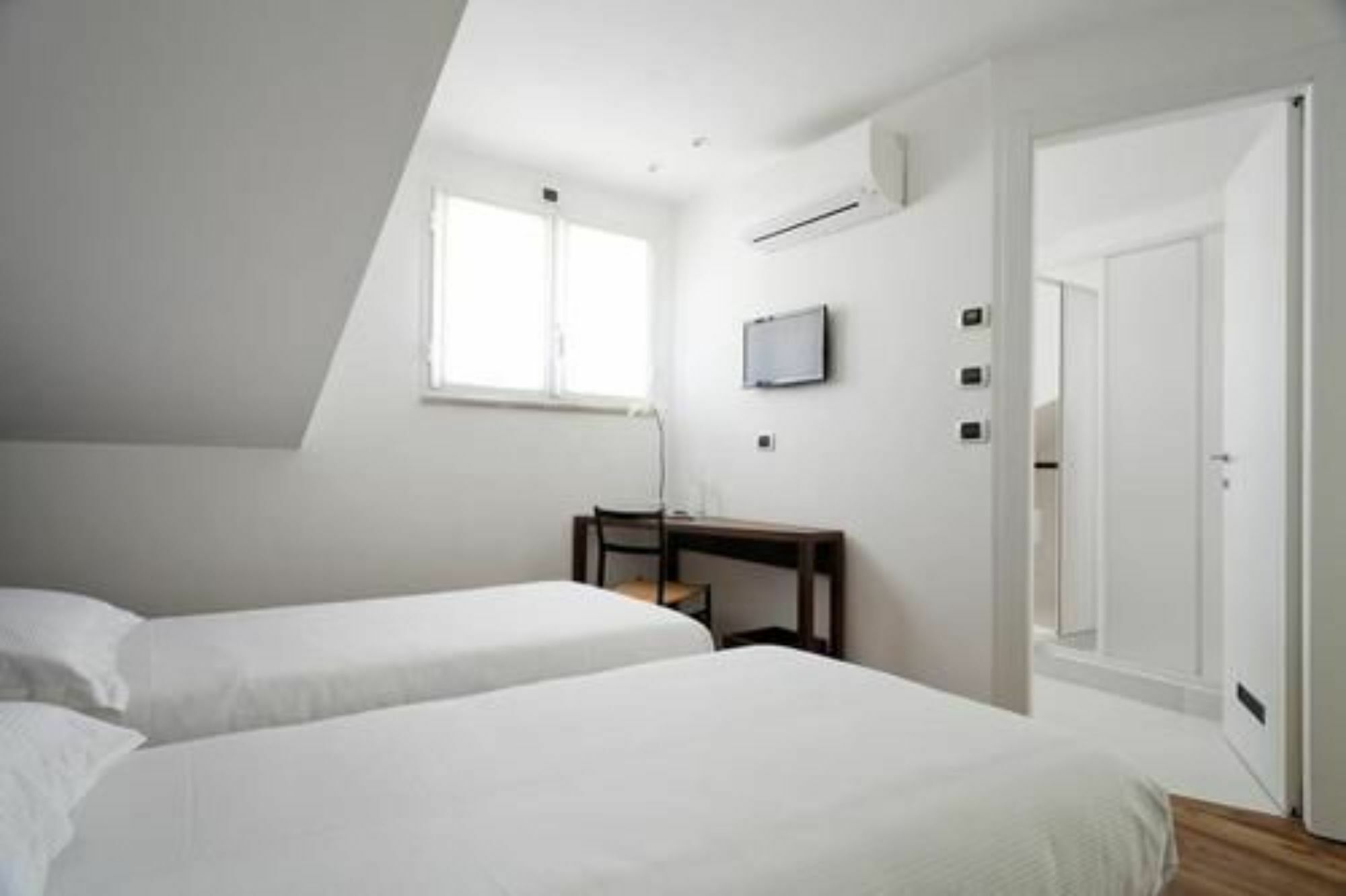 Hotel My Bed Mailand Exterior foto